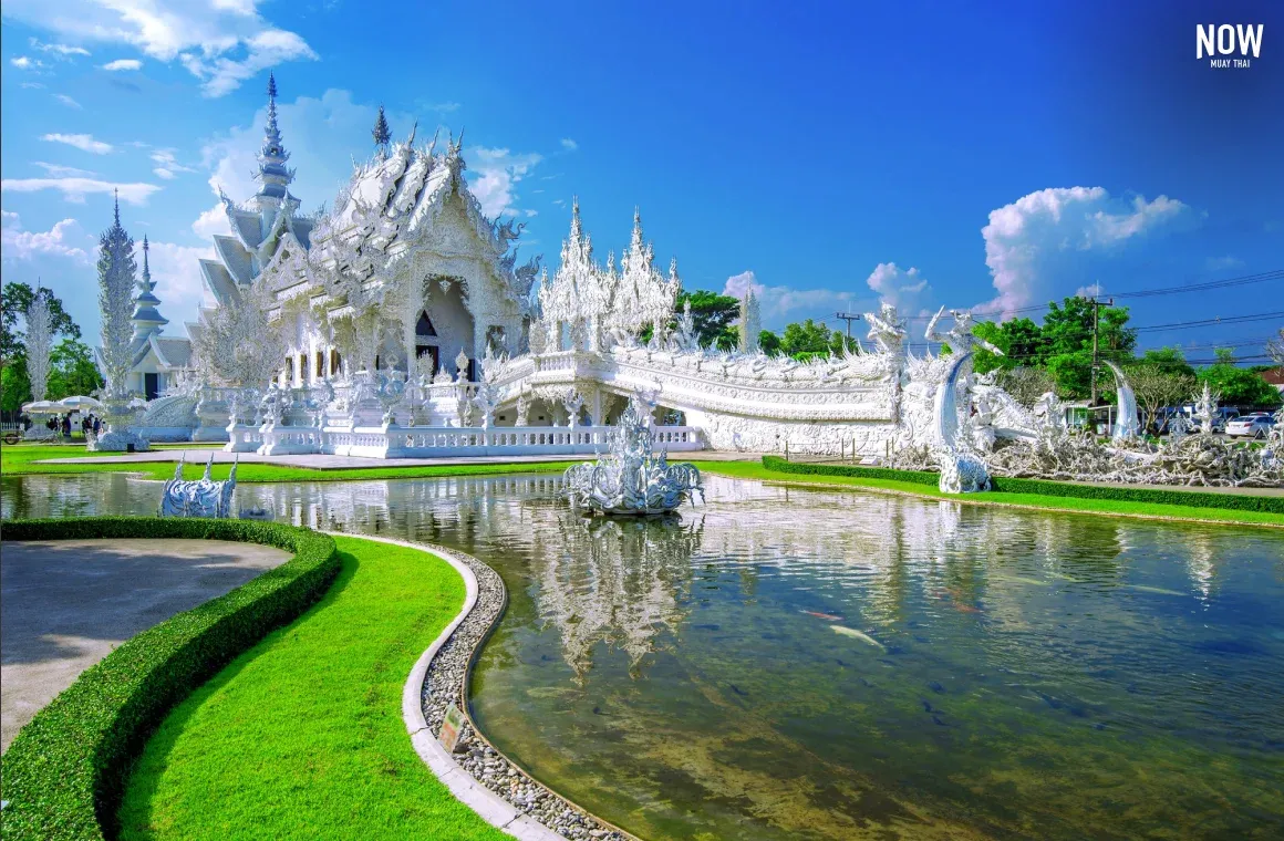 Wat Rong Khun White Temple in Chiang Rai