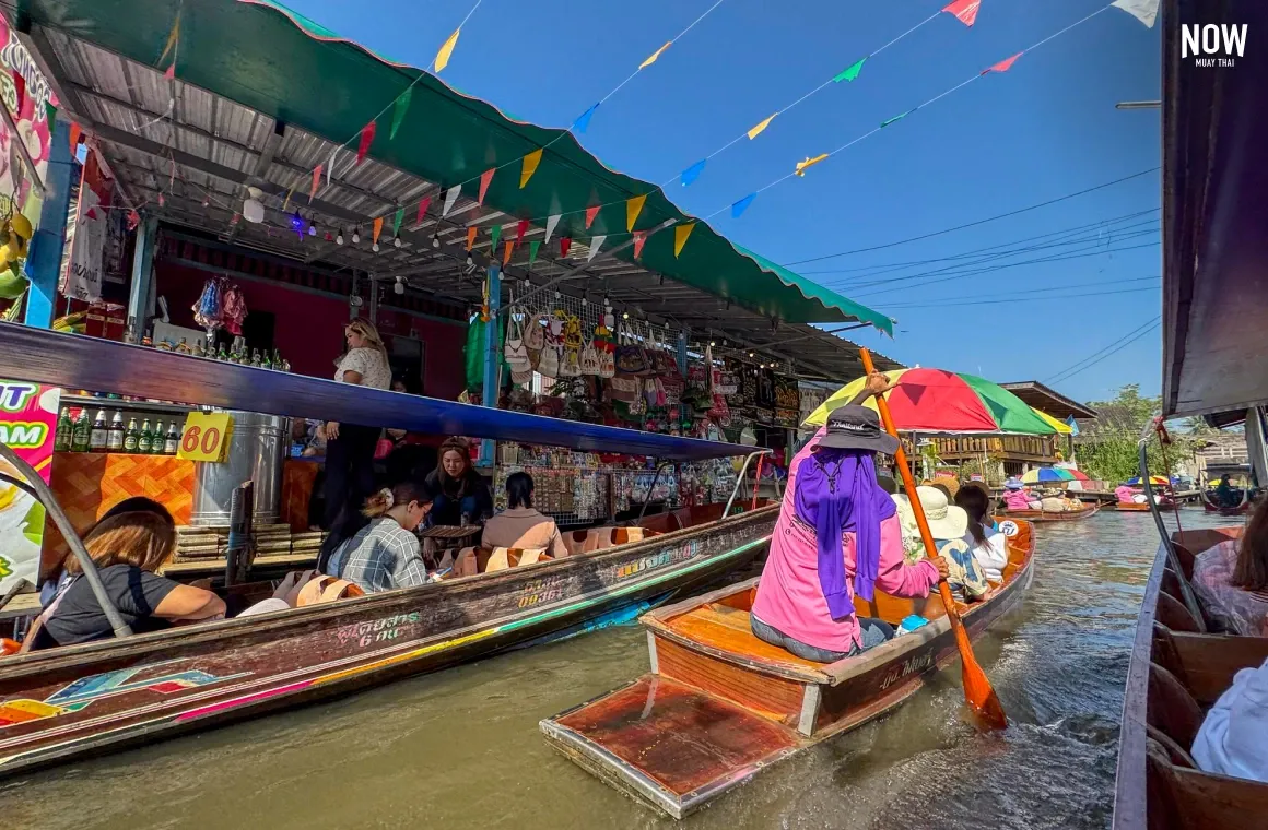 Floating-Markets-in-Bangkok-p008.webp