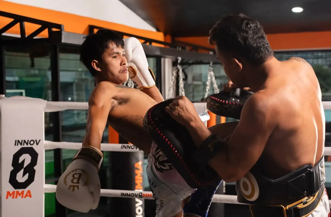 INNOV8 MMA in Bangkok offering Muay Thai, MMA, Brazilian Jiu-Jitsu and Krav Maga for all experience levels.