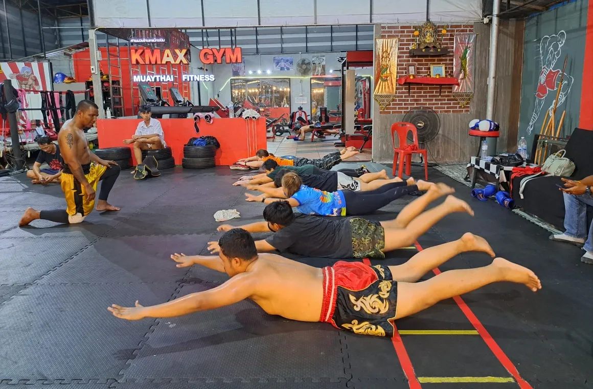 KMAX GYM MUAYTHAI combining Muay Thai, Krabi Krabong and Muay Chaiya in Thailand.
