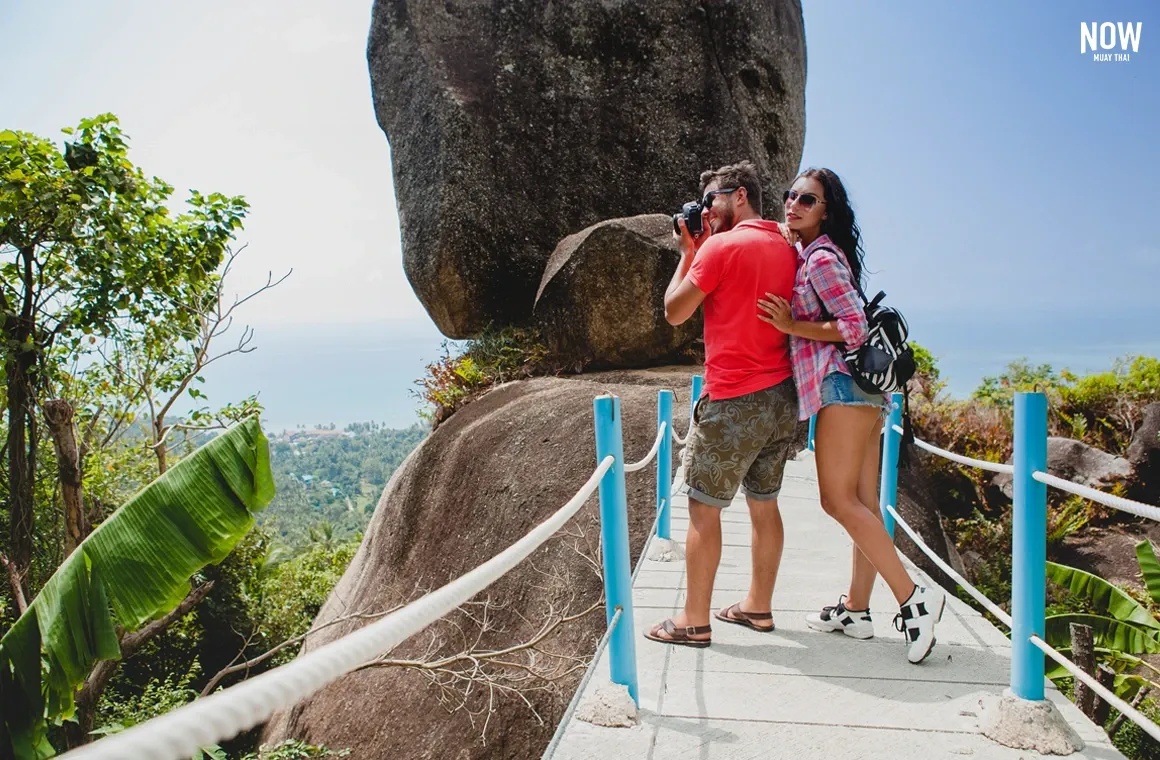 blog-samui-attractions-08-overlap-stone2.webp
