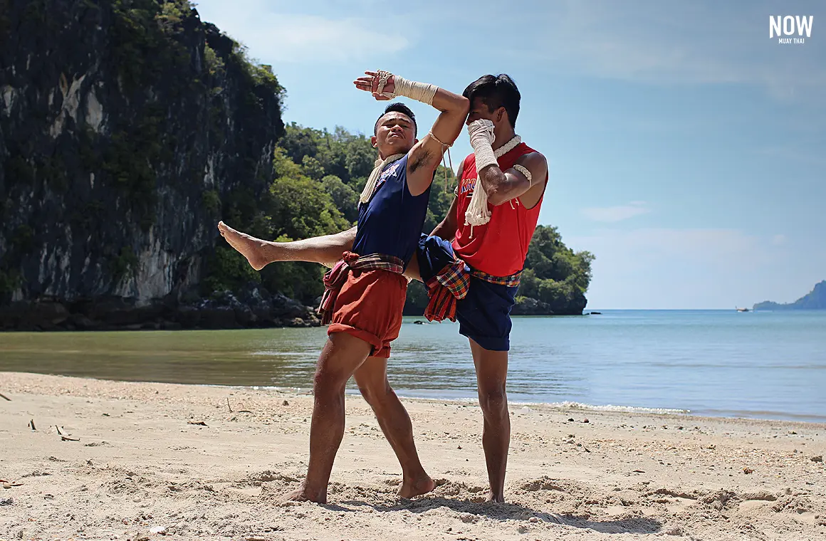 Photo of Look Mai Muay Thai Technique: Hiran Muan Paen Din