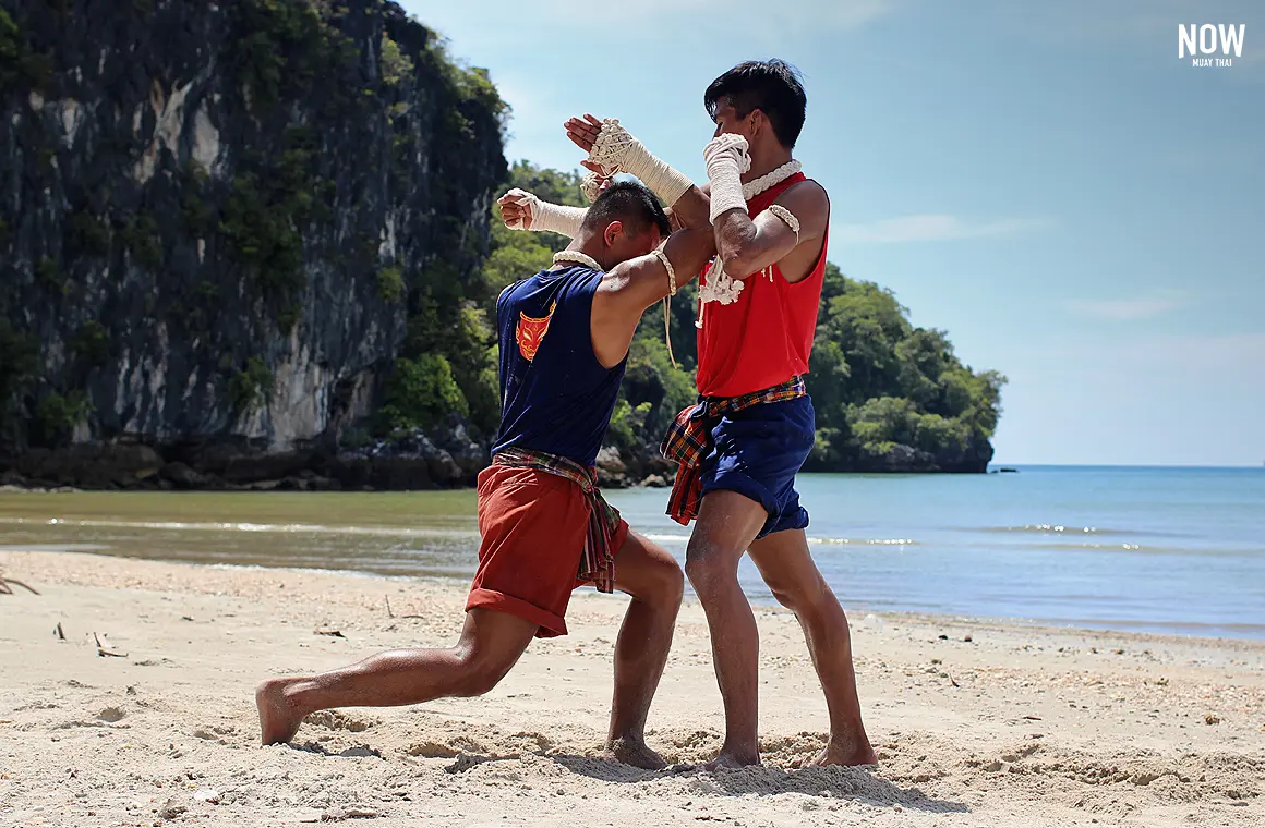 Photo of Look Mai Muay Thai Technique: Sak Phuang Malai