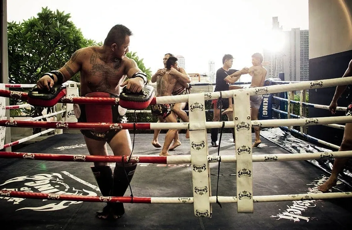 Trainer Gae offers private Muay Thai training year-round in Bangkok, where Thailand’s vibrant festivals and activities are also available throughout the year, providing a rich cultural experience alongside your training.