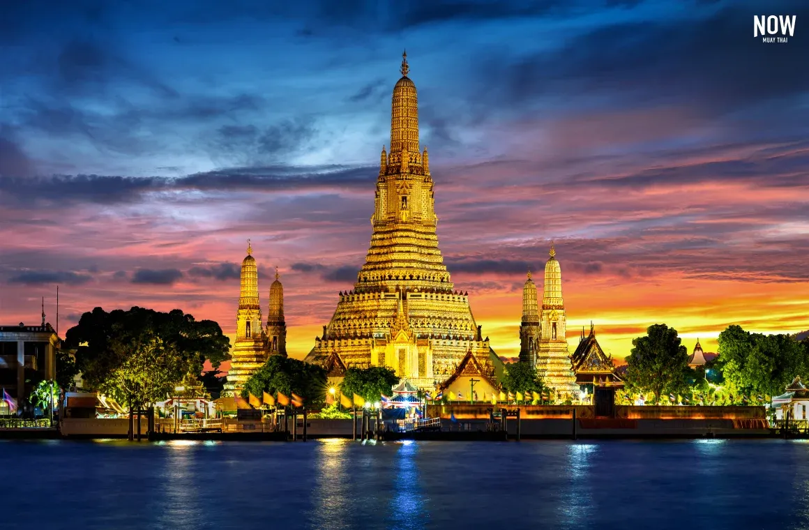 Wat Arun temple on the bank of the Chao Phraya River in Bangkok