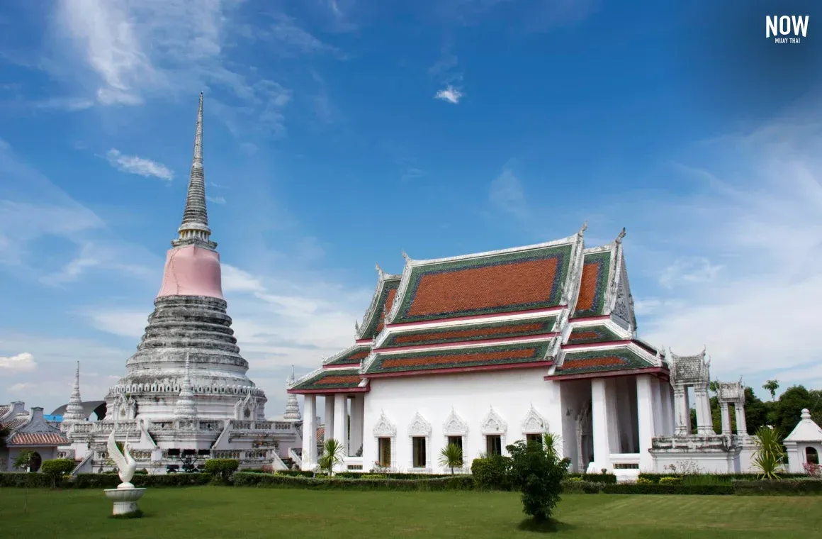 Phra Samut Chedi pagoda near the mouth of the Chao Phraya River in Samut Prakan