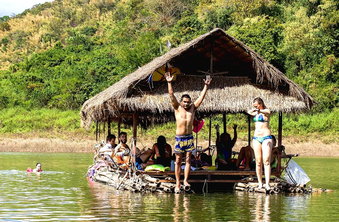 An unforgettable Muay Thai experience blending training, wellness, and travel in Thailand